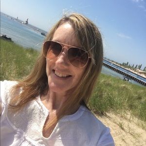 Meet your Posher, Mary ellen